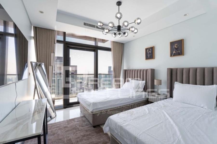 Paramount Midtown Residence